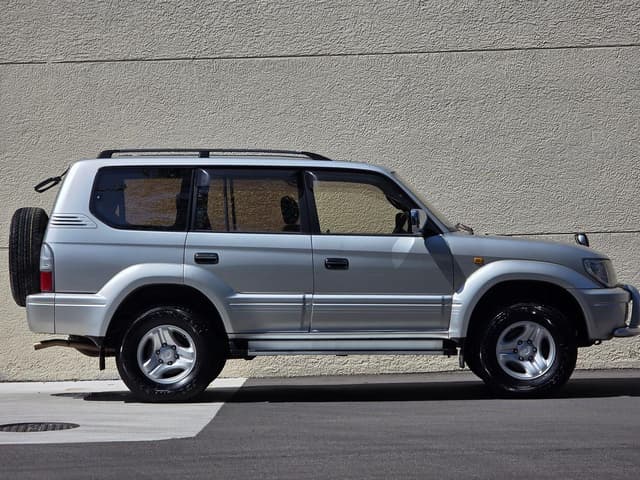 2001 Toyota Land Cruiser Prado JDM car for sale — photo 9 of 25