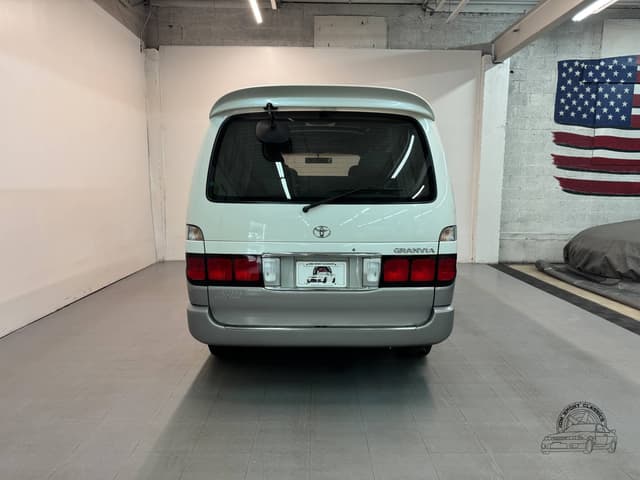 1997 Toyota Granvia JDM car for sale — photo 16 of 25