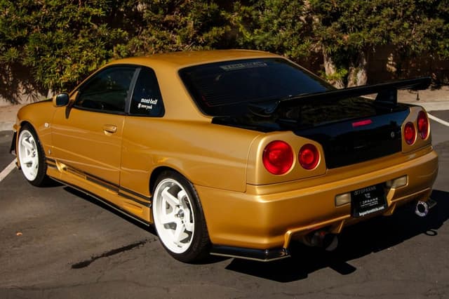 1998 Nissan Skyline JDM car for sale — photo 7 of 25