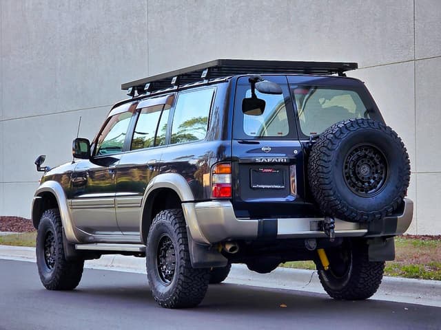 1998 Nissan Safari JDM car for sale — photo 4 of 25