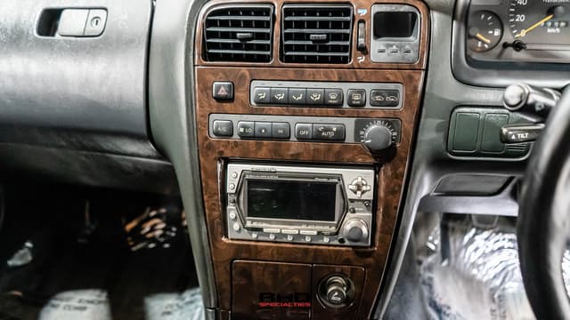 1995 Toyota Mark II JDM car for sale — photo 13 of 25