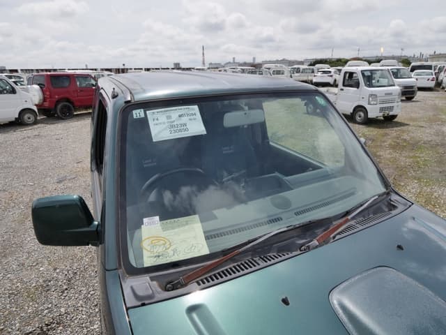 2001 Suzuki Jimny JDM car for sale — photo 13 of 25