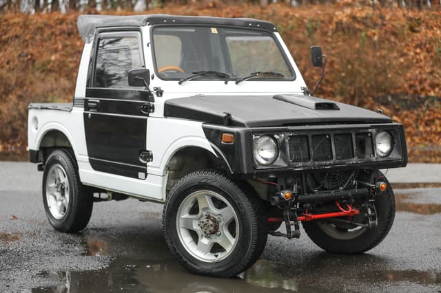 1989 Suzuki Jimny JDM car for sale — photo 4 of 25