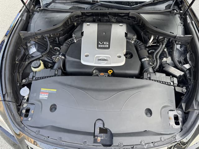 2010 Nissan Fuga JDM car for sale — photo 16 of 20