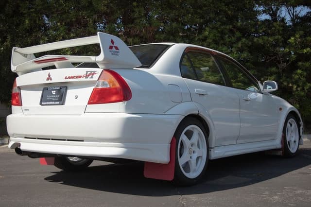 1999 Mitsubishi Lancer Evolution JDM car for sale — photo 10 of 25