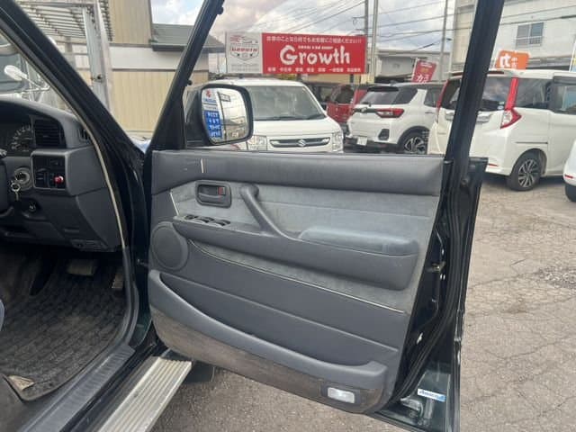 1995 Toyota Land Cruiser JDM car for sale — photo 17 of 25
