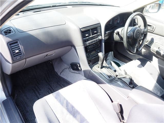 1998 Nissan Skyline JDM car for sale — photo 10 of 16