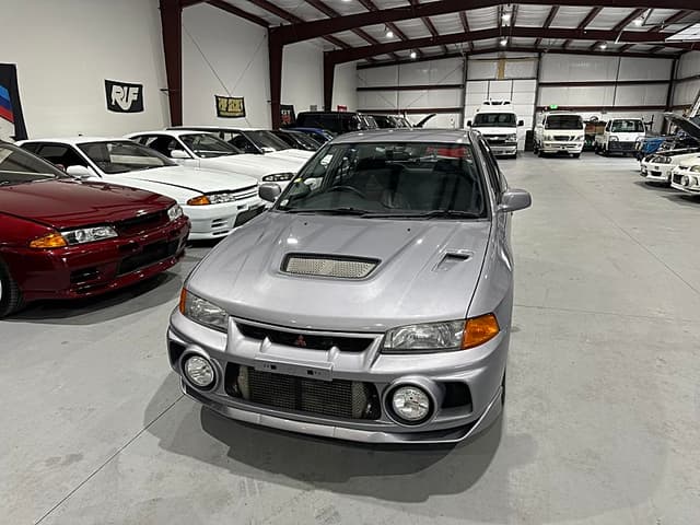 1996 Mitsubishi Lancer Evolution JDM car for sale — photo 2 of 18