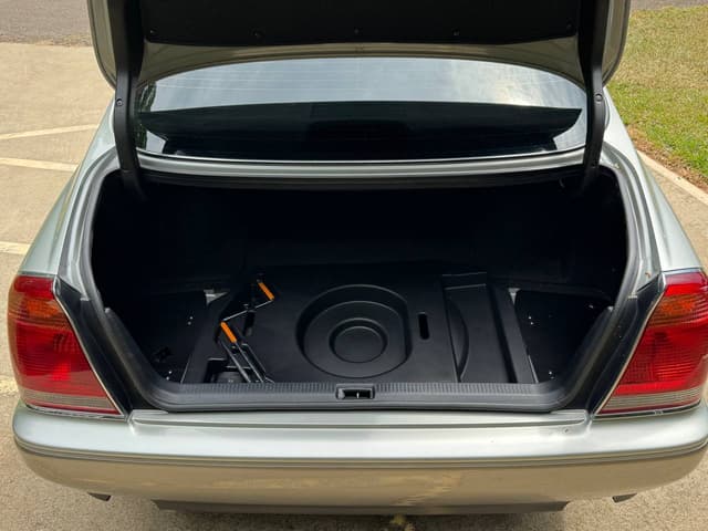 2000 Toyota Crown JDM car for sale — photo 20 of 21