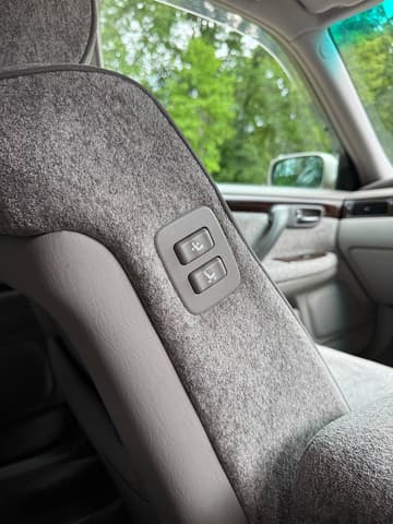 2000 Toyota Crown JDM car for sale — photo 15 of 21