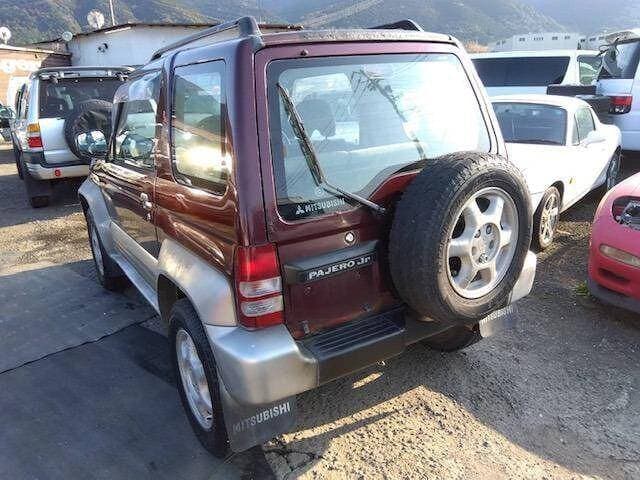 1996 Mitsubishi Pajero JDM car for sale — photo 2 of 6