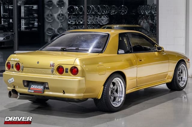 1991 Nissan Skyline JDM car for sale — photo 10 of 25