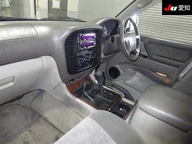 1998 Toyota Land Cruiser JDM car for sale — photo 2 of 9