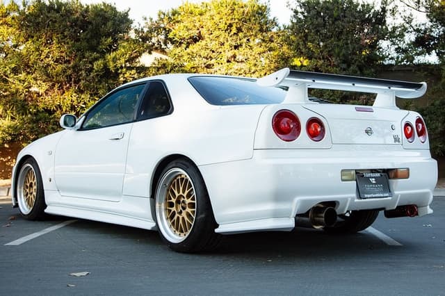 1999 Nissan Skyline JDM car for sale — photo 8 of 25