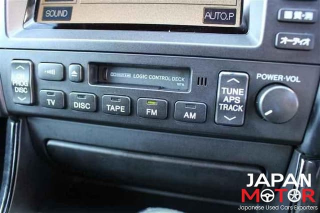 2001 Toyota Aristo JDM car for sale — photo 15 of 18