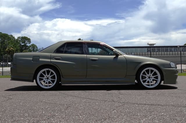 1998 Nissan Skyline JDM car for sale — photo 6 of 19