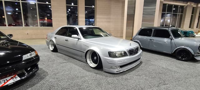1996 Nissan Cima JDM car for sale — photo 15 of 25