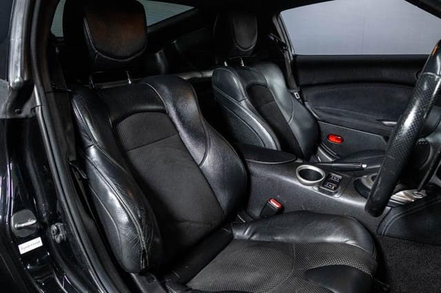 2009 Nissan Fairlady Z JDM car for sale — photo 17 of 18