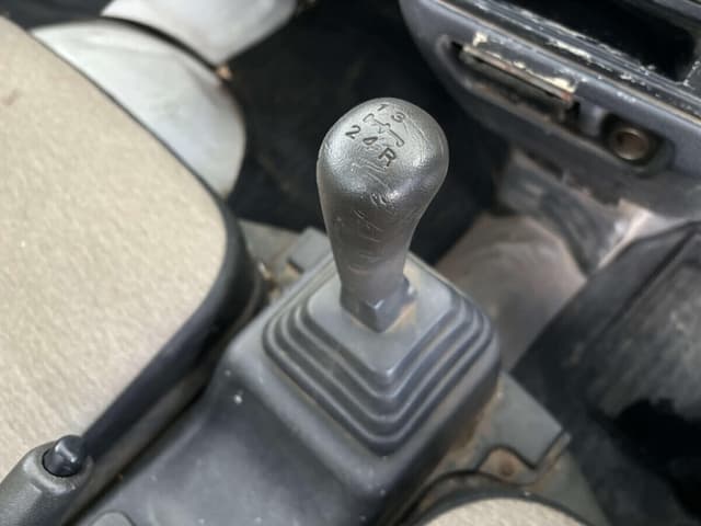 1995 Suzuki Carry JDM car for sale — photo 12 of 22
