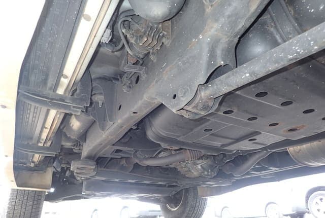 2005 Toyota Land Cruiser JDM car for sale — photo 18 of 25