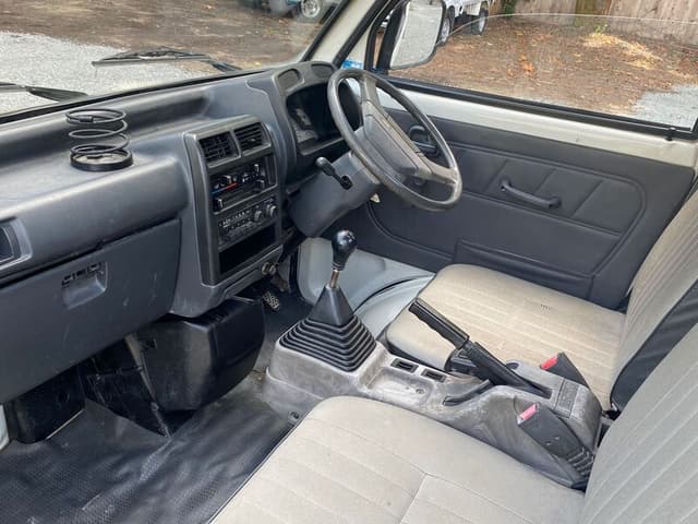 1991 Mitsubishi Minicab JDM car for sale — photo 10 of 12