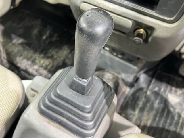 1997 Suzuki Carry JDM car for sale — photo 13 of 24