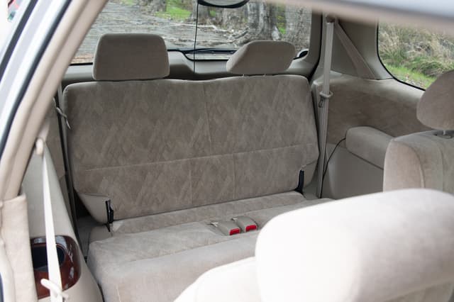 2000 Honda Odyssey JDM car for sale — photo 12 of 15