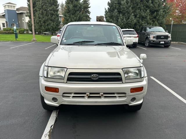 1997 Toyota Hilux Surf JDM car for sale — photo 8 of 10