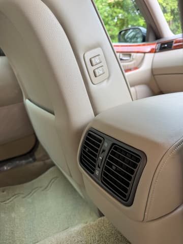 2000 Toyota Celsior JDM car for sale — photo 23 of 24