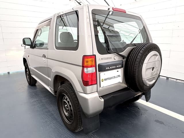 1999 Mitsubishi Pajero Mini JDM car for sale — photo 4 of 25
