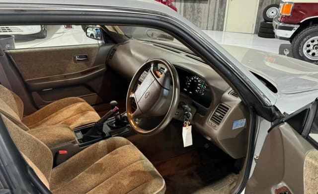 1995 Nissan Laurel JDM car for sale — photo 5 of 10