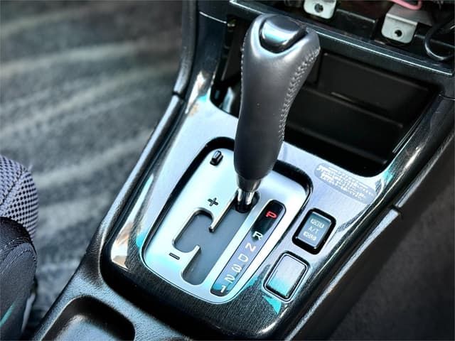 2002 Subaru Legacy JDM car for sale — photo 16 of 25