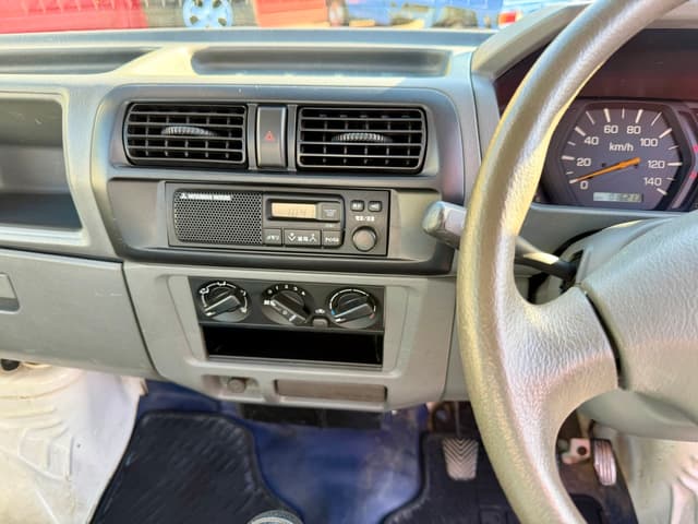 1999 Mitsubishi Minicab JDM car for sale — photo 20 of 25