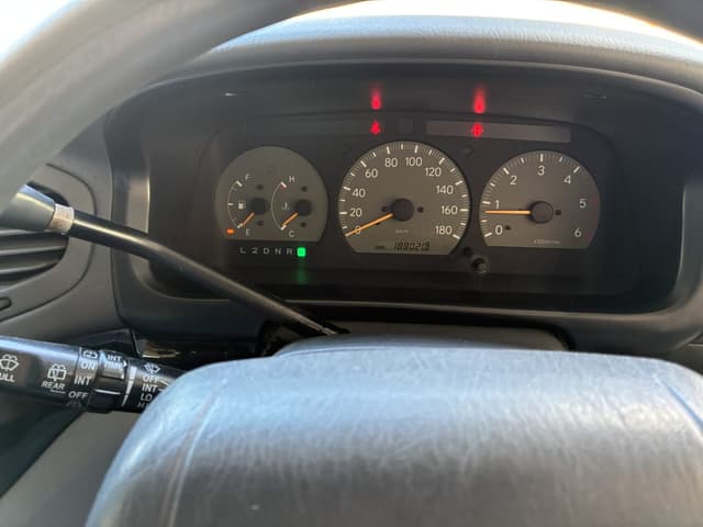 1997 Toyota Regius JDM car for sale — photo 11 of 13