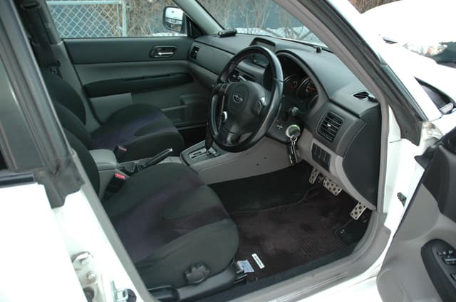 2006 Subaru Forester JDM car for sale — photo 12 of 19
