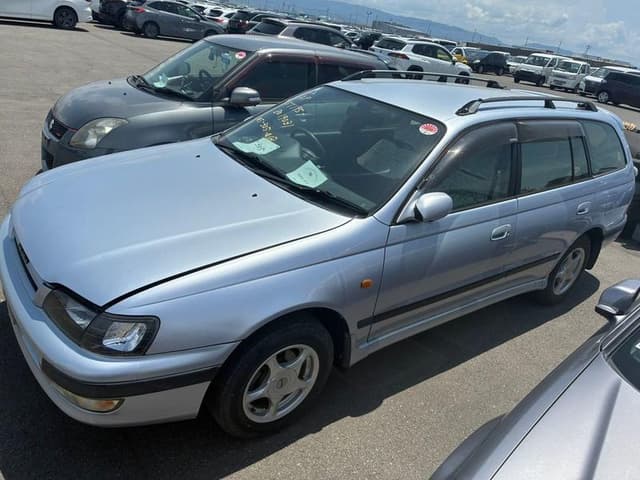 1997 Toyota Caldina JDM car for sale — photo 2 of 2