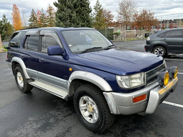 1996 Toyota Hilux Surf JDM car for sale — photo 2 of 10