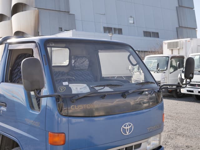 1997 Toyota Toyoace JDM car for sale — photo 12 of 25