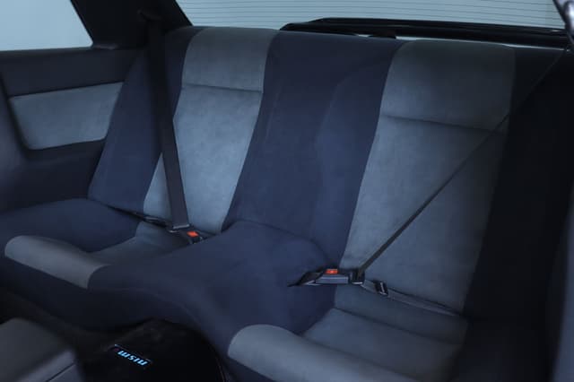 1993 Nissan Skyline JDM car for sale — photo 14 of 25