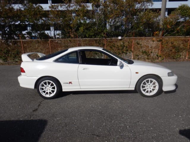 1999 Honda Integra JDM car for sale — photo 8 of 13