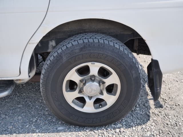 1999 Mitsubishi Delica JDM car for sale — photo 20 of 25