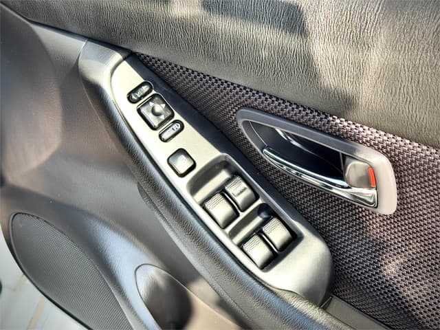 2002 Subaru Legacy JDM car for sale — photo 18 of 25