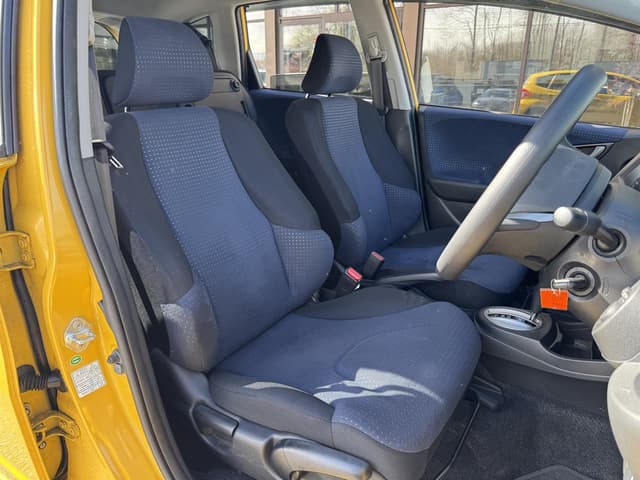 2009 Honda Fit JDM car for sale — photo 9 of 19