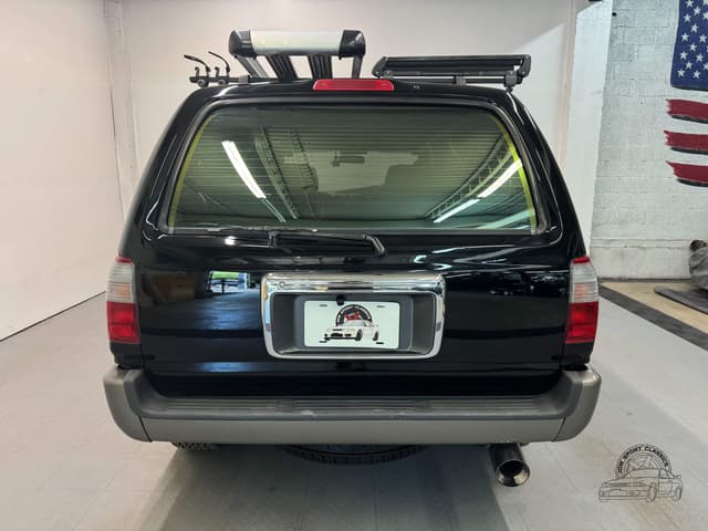 1999 Toyota Hilux Surf JDM car for sale — photo 18 of 25