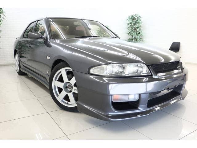 1993 Nissan Skyline JDM car for sale — photo 4 of 17