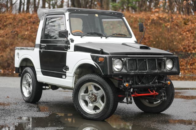 1989 Suzuki Jimny JDM car for sale — photo 10 of 25