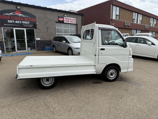 2008 Daihatsu Hijet JDM car for sale — photo 3 of 11