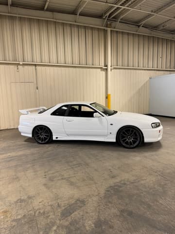 1998 Nissan Skyline JDM car for sale — photo 2 of 25