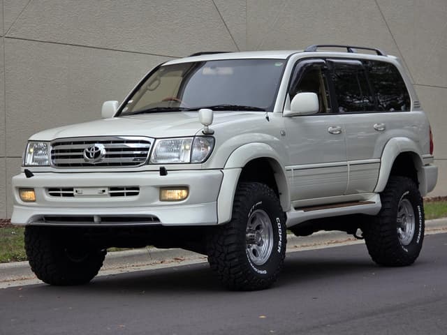 2000 Toyota Land Cruiser JDM car for sale — photo 3 of 25