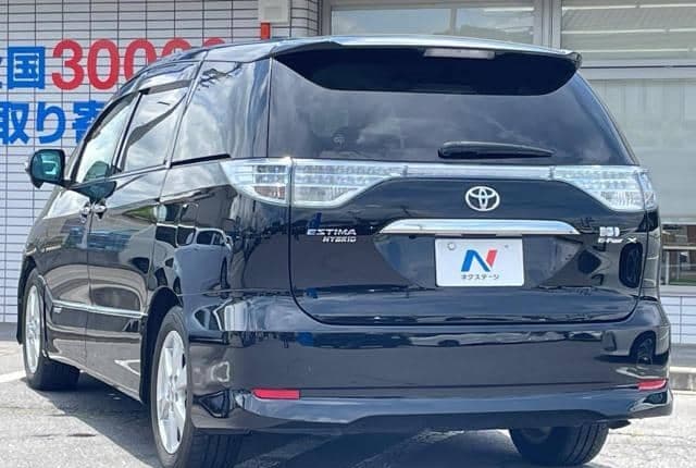 2009 Toyota Estima JDM car for sale — photo 6 of 25